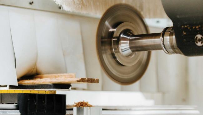 Centor utilises state-of-the-art Italian CNC machines for fabricating aluminium and wood profiles